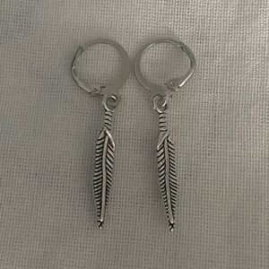 Cute custom made long silver feather earrings, light weight, great condition